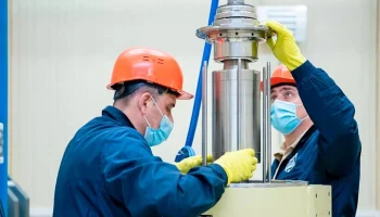 Овчинский: зарплата сотрудников обрабатывающих производств Москвы выросла на 50%