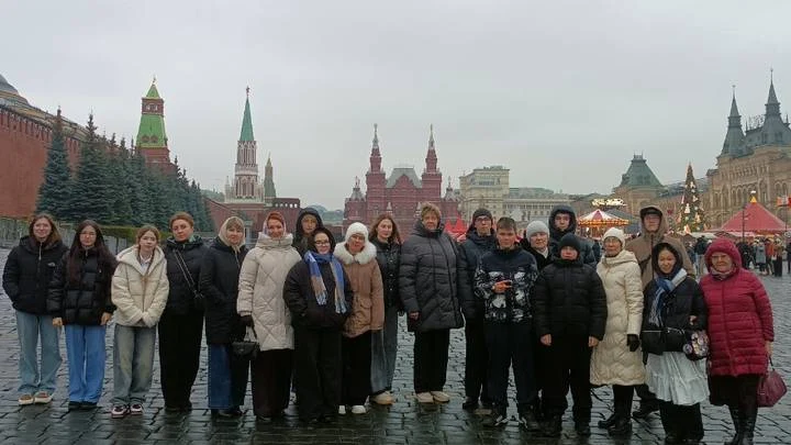 В столице финалистов конкурса двуязычных эссе «Билингва» ждала культурно-познавательная программа с экскурсией по городу