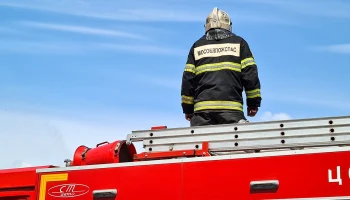 Более 100 человек эвакуировали с Правобережного рынка в Санкт-Петербурге