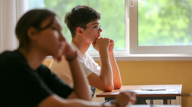 Минобрнауки РФ утвердило минимальные баллы по ЕГЭ для поступления в вузы Минобрнауки РФ утвердило минимальные баллы по ЕГЭ для поступления в вузы