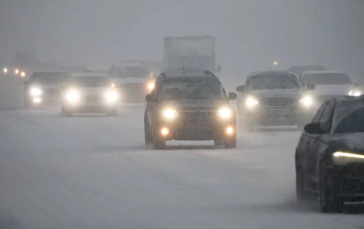 &laquo;Автодор&raquo; призвал водителей отложить дальние поездки 17 и 18 января
