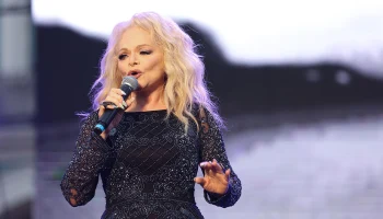 Юрист Хмелевской рассказал, когда Долину могут принудительно выселить из квартиры