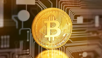 Стоимость биткоина впервые в истории превысила 84 тысячи долларов