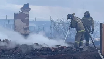 Одно из СНТ практически полностью выгорело в иркутской Вихоревке