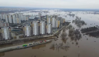 Вода в реке Урал в Оренбурге приближается к 11 метрам