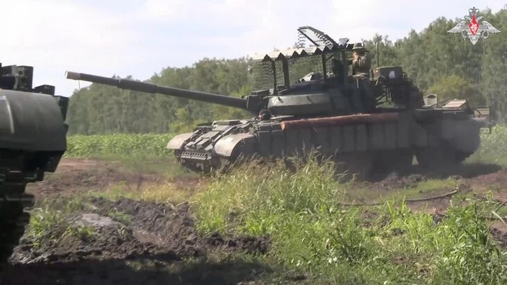 ВС РФ в Курской области пресекли попытки прорыва групп ВСУ ВС РФ в Курской области пресекли попытки прорыва групп ВСУ