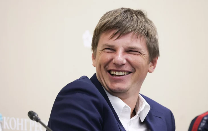 Сын Аршавина забил гол прямым ударом с углового на детском турнире Сын Аршавина забил гол прямым ударом с углового на детском турнире