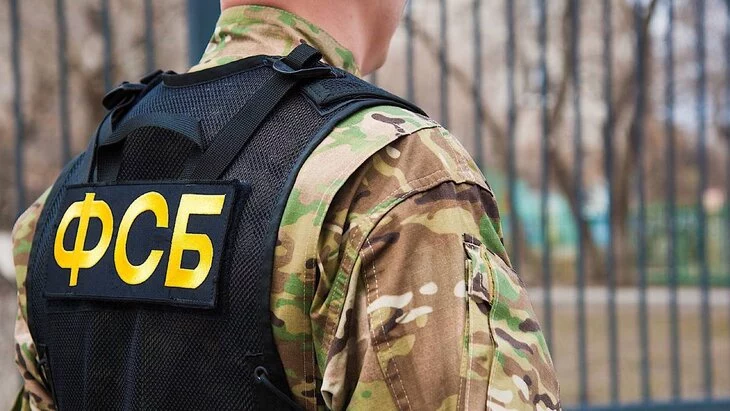 ФСБ задержала двух граждан Колумбии, бывших наемниками в рядах ВСУ ФСБ задержала двух граждан Колумбии, бывших наемниками в рядах ВСУ
