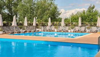 В парках "Москворецкий" и "Кузьминки-Люблино" появятся открытые бассейны