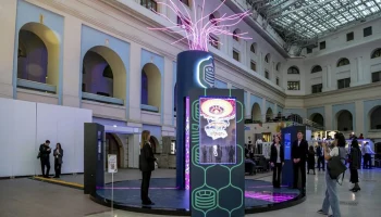 Москва онлайн покажет обзор ярмарки современного искусства "Арт Россия"