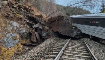 VG: пассажирский поезд сошел с рельсов в Норвегии
