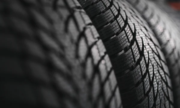 Сменивших зимнюю резину москвичей призвали пересесть на метро 8 апреля Сменивших зимнюю резину москвичей призвали пересесть на метро 8 апреля