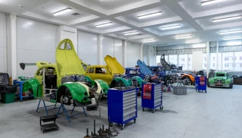 В ОЭЗ &laquo;Технополис Москва&raquo; выпустили серию автомобилей для участия в чемпионате кольцевых гонок