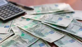 Более 40: какие социальные выплаты проиндексируют с 1 февраля и на сколько