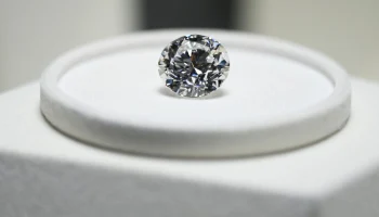 США разрешили импорт ряда категорий бриллиантов из России