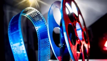 Первая церемония вручения "Бриллиантовой бабочки" состоится 27 ноября