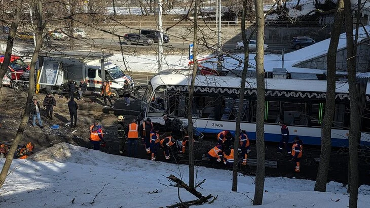 Число пострадавших в ДТП с трамваями в Москве выросло до 22 человек Число пострадавших в ДТП с трамваями в Москве выросло до 22 человек