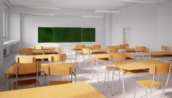 Охранник одной из школ в Москве уволен за применение силы к ученице