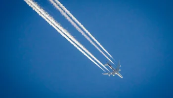 Boeing 737 экстренно сел в Баку из-за ухудшения состояния здоровья пассажира