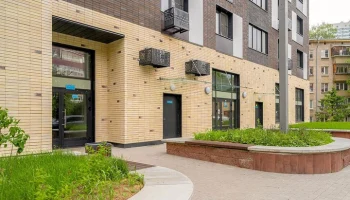 Город выставил на торги 4 коммерческих помещения в Головинском районе