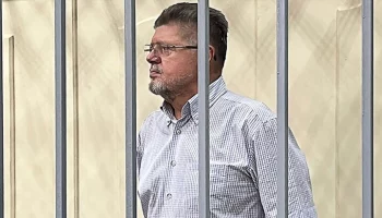 Прокурор попросил 8 лет для бывшего главного нарколога России Брюна за мошенничество