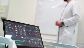 Собянин: Москва значительно нарастила объем высокотехнологичной медпомощи