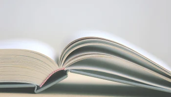 Стало известно, кому присудили Букеровскую премию &mdash; 2025