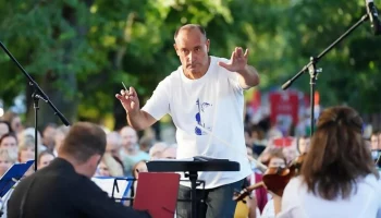 Депутат МГД Перфилова пригласила жителей столицы на "Театральный бульвар"