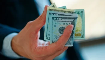 Число российских миллиардеров в рейтинге Forbes достигло исторического максимума