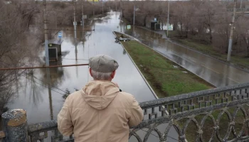 Мэр Оренбурга заявил о начале демонтажа дамб в городе