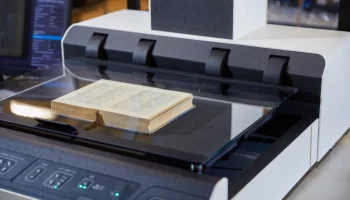 Московское предприятие оцифровало плакаты советского и российского кино для культурной программы ПМЭ