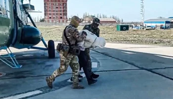 ФСБ показала кадры задержания троих подозреваемых по делу о теракте в "Крокусе"