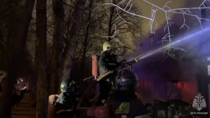 Пожар в кафе в "Сокольниках" локализован Пожар в кафе в "Сокольниках" локализован