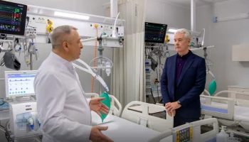 Собянин: Флагманский центр в больнице имени Буянова введем до конца года