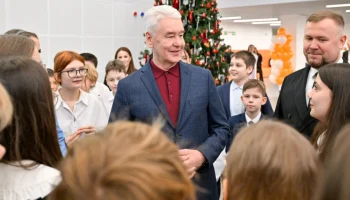 Сергей Собянин открыл новое здание школы в Коммунарке