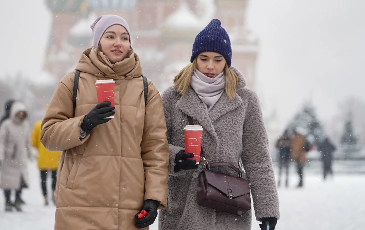 Синоптики пообещали москвичам теплую и снежную погоду 17 февраля Синоптики пообещали москвичам теплую и снежную погоду 17 февраля