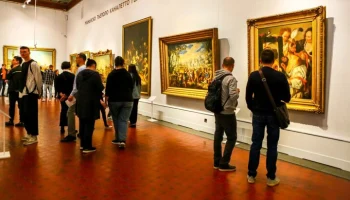 Акция "Ночь в музее" началась в Москве