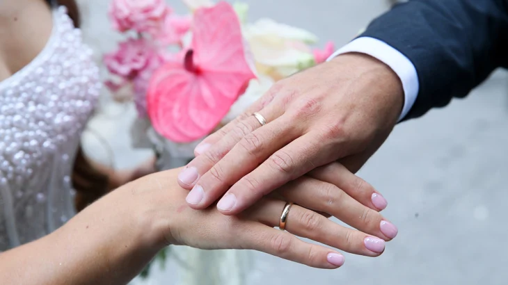 Ракова: Почти 36 тысяч пар зарегистрировали брак летом в Москве Ракова: Почти 36 тысяч пар зарегистрировали брак летом в Москве