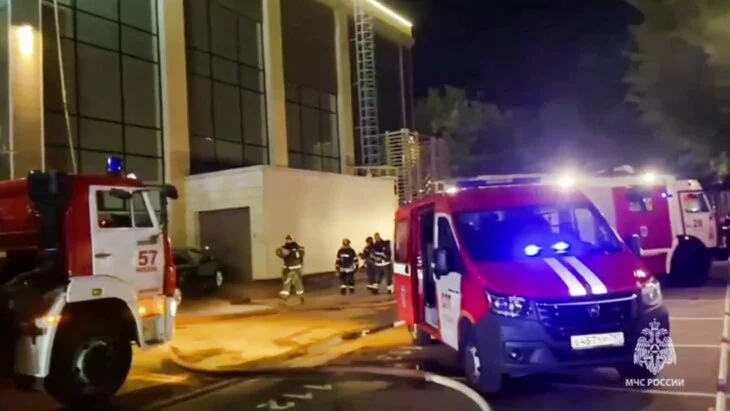 Пожарные потушили возгорание на западе Москвы Пожарные потушили возгорание на западе Москвы