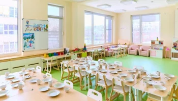 Восемь школ и пять детсадов построят и реконструируют в ТиНАО до 2028 года
