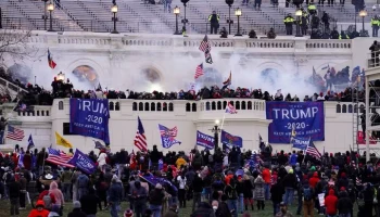 Полицейский в США застрелил помилованного Трампом участника штурма Капитолия