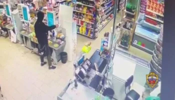 Мужчина потратил в Москве 90 тысяч рублей с украденной банковской карты