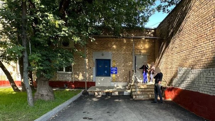 Неизвестные похитили почти 5 млн руб из отделения почты на юге Москвы Неизвестные похитили почти 5 млн руб из отделения почты на юге Москвы