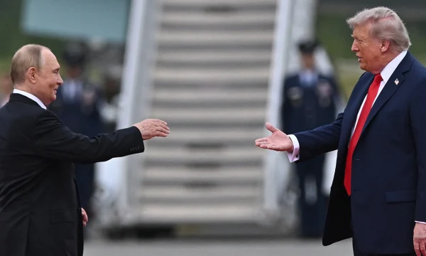 Трамп рассказал о разговоре с Путиным по телефону Трамп рассказал о разговоре с Путиным по телефону