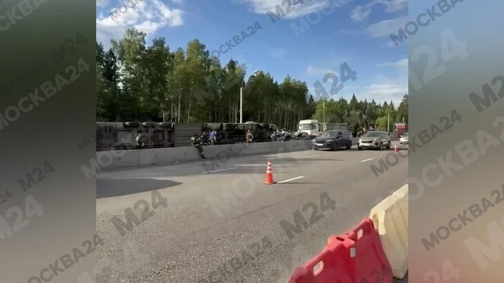 ТАСС: число пострадавших в ДТП с 13 автомобилями в Подмосковье возросло до 18 ТАСС: число пострадавших в ДТП с 13 автомобилями в Подмосковье возросло до 18