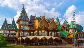 Сергей Собянин рассказал о возрождении исторических памятников Москвы