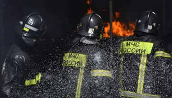 Площадь пожара на нефтебазе на Кубани увеличилась до 2 тыс кв м