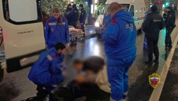 Повар избил трубой ссорившегося с девушкой мужчину в центре Москвы