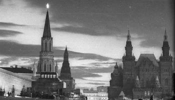 На уличных медиаэкранах города покажут исторические снимки Москвы