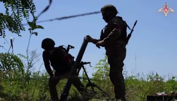 Украинская ракета и БПЛА уничтожены в небе над Курской областью